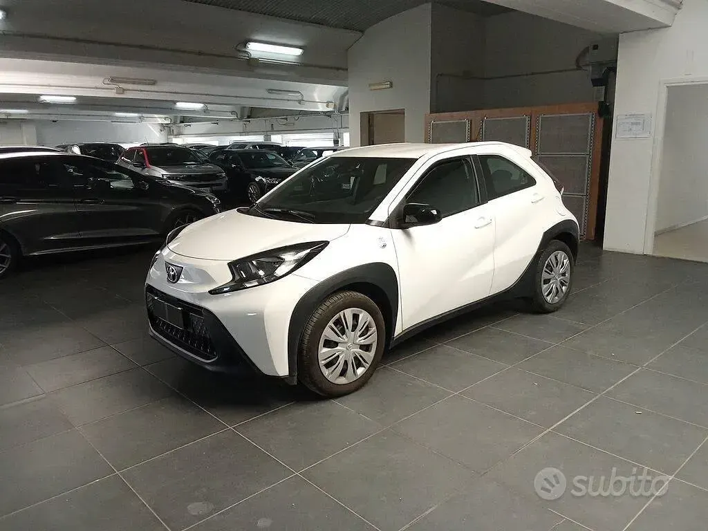 Usata Toyota Aygo X Active 72 CV (52 kW) 2024 SUV