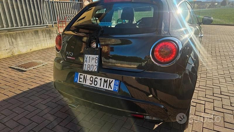 Usata Alfa Romeo MiTo Distinctive 105 CV (77 kW) 2012 Nero Utilitaria