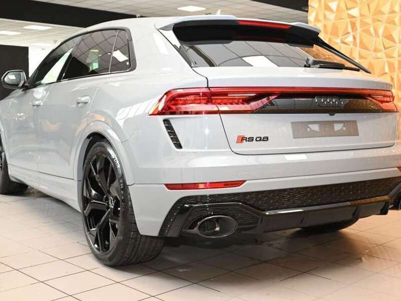 Usata Audi RS Q8 Ambiente 600 CV (441 kW) 2024 Grigio SUV
