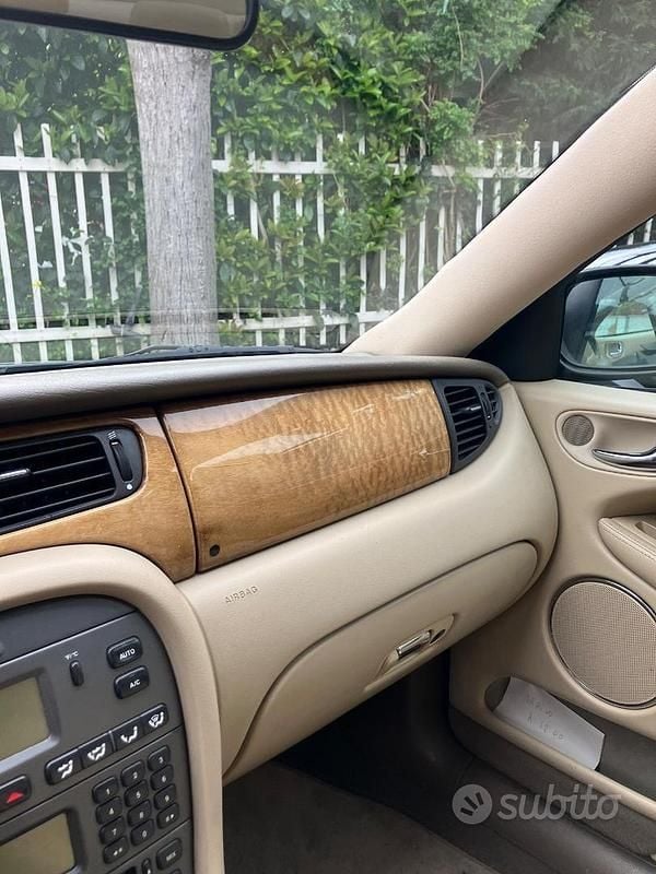 Usata Jaguar X-type 131 CV (96 kW) 2005 Verde Berlina