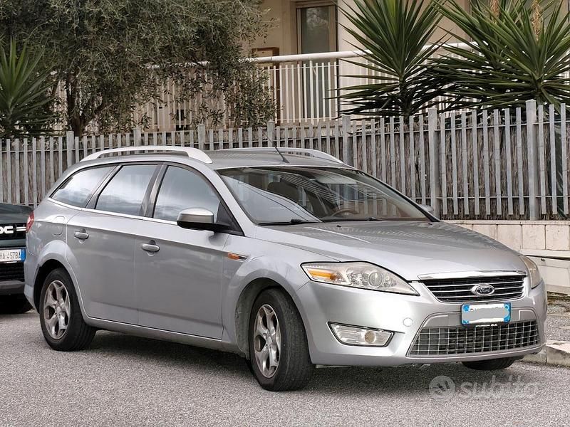 Grigio Usata 2008 Ford Mondeo Titanium Station wagon | 800 € - Immagine 1/2
