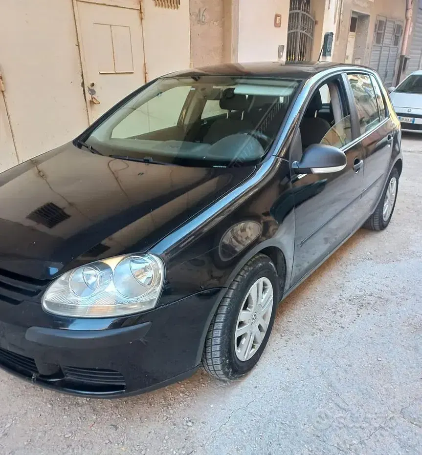 Usata VW Golf V 105 CV (77 kW) 2007 Nero Berlina