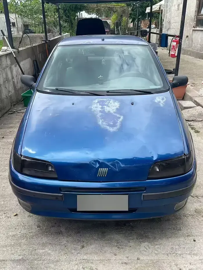 Usata Fiat Punto 73 CV (53 kW) 1995 Blu Berlina