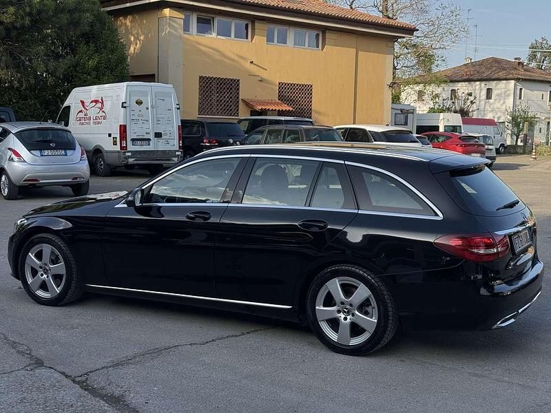 Usata Mercedes 220 Executive 170 CV (125 kW) 2017 Other