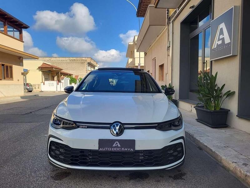 Usata VW Golf VIII GTI 245 CV (180 kW) 2024 Perlato Berlina