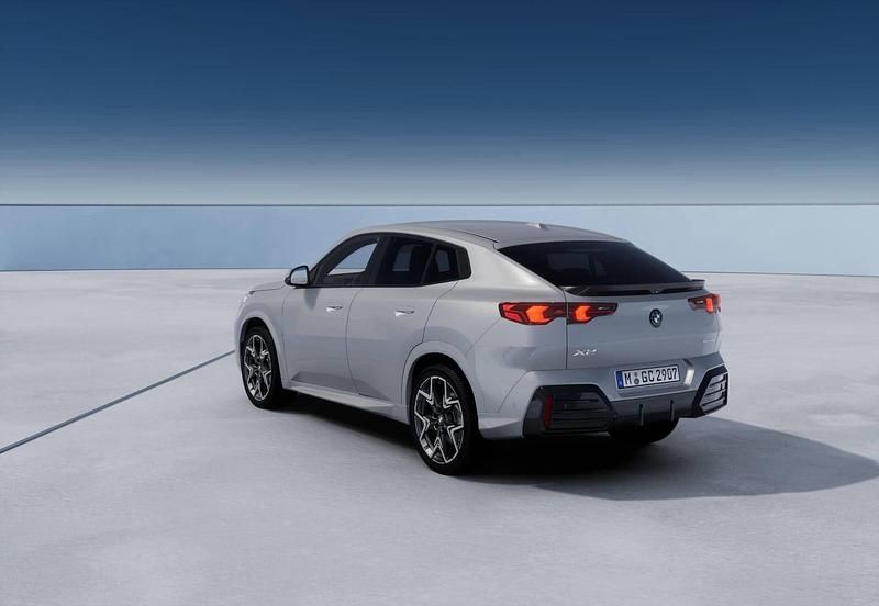Nuova BMW X2 M Sport 150 CV (110 kW) 2026 Skyscraper grey SUV