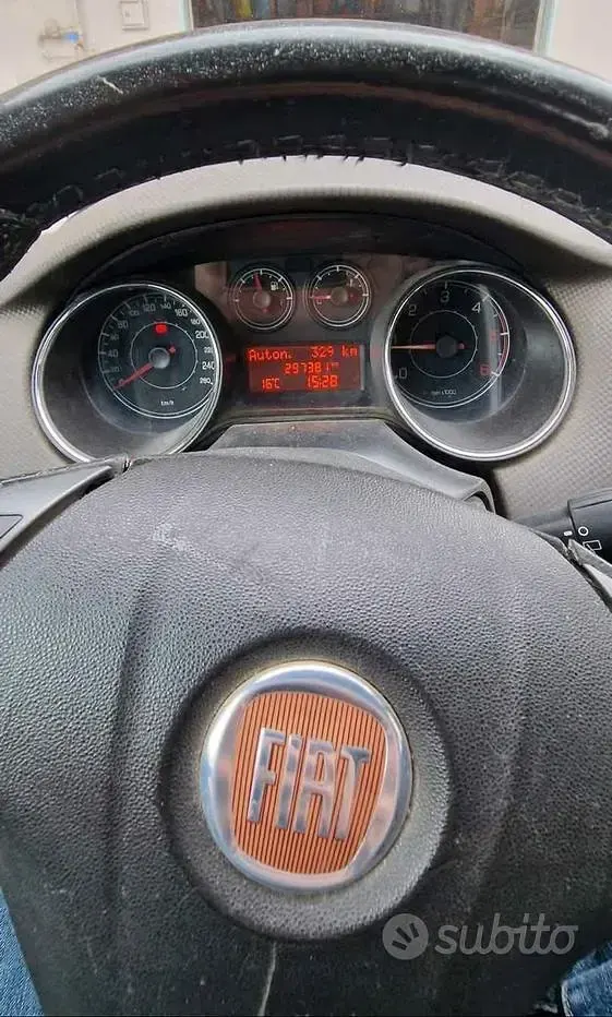 Usata Fiat Bravo 120 CV (88 kW) 2011 Utilitaria