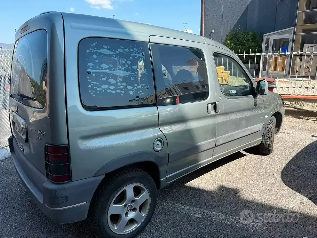 Usata Peugeot Partner 90 CV (66 kW) 2004 Verde Monovolume