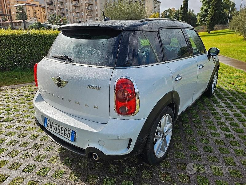 Usata Mini Countryman 143 CV (105 kW) 2012 Bianco SUV