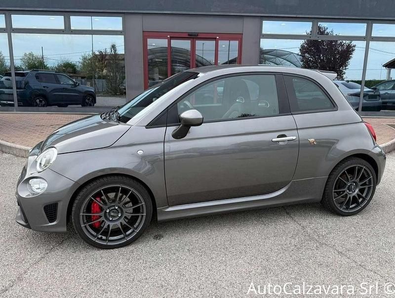 Usata Abarth 595 Turismo 165 CV (121 kW) 2022 Grigio pompei metalizzato Utilitaria