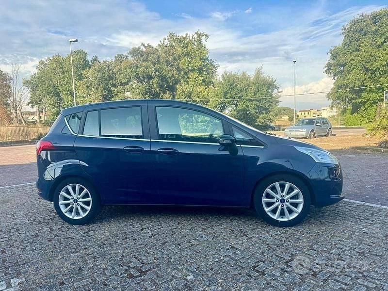 Usata Ford B-MAX 90 CV (66 kW) 2016 Blu Monovolume