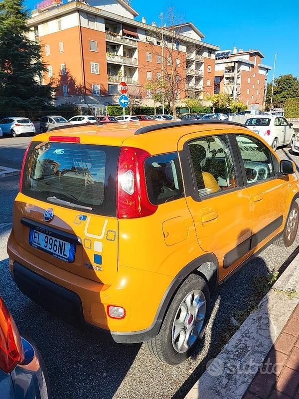 Usata Fiat Panda Trekking 85 CV (62 kW) 2013 Utilitaria