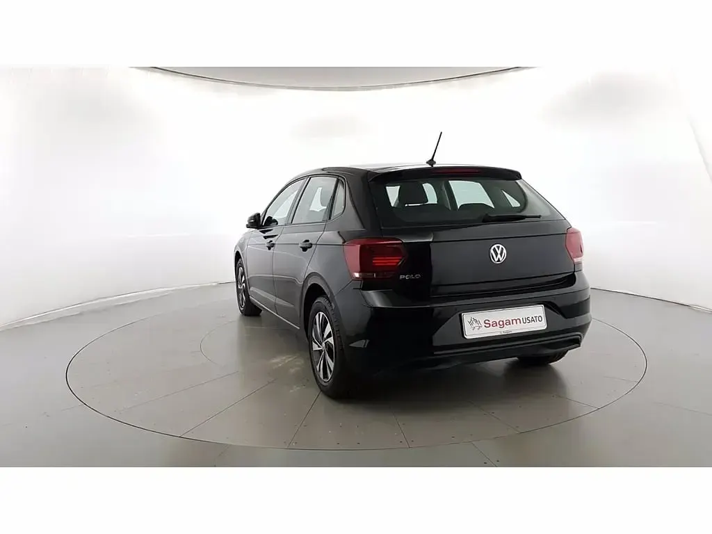 Usata VW Polo Comfortline 95 CV (69 kW) 2018 Nero mito metallizzato Utilitaria
