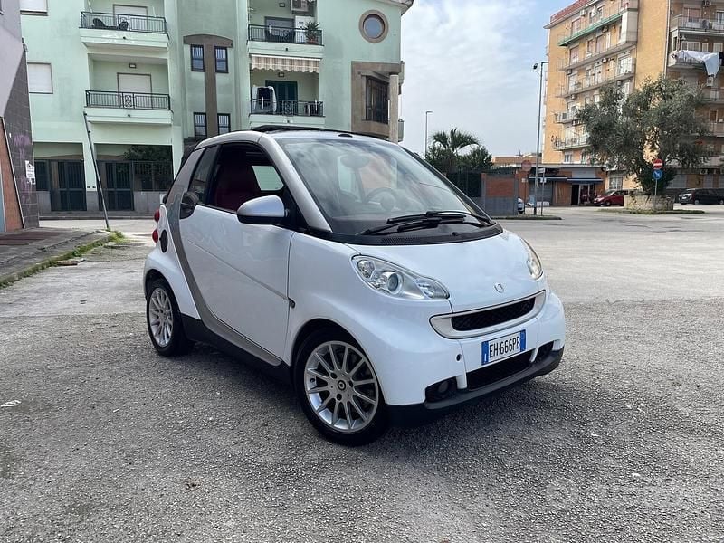 Usata Smart ForTwo Cabrio 70 CV (51 kW) 2011 Bianco Cabrio