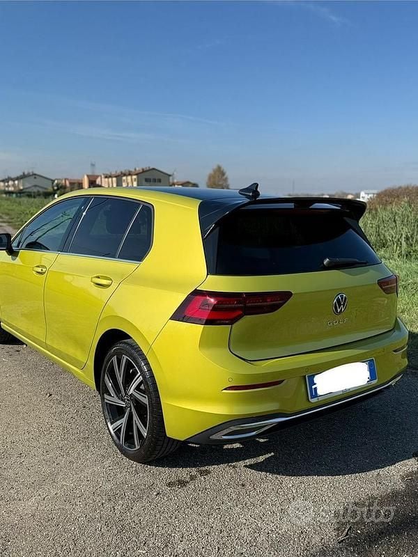Usata VW Golf VIII Style 150 CV (110 kW) 2023 Giallo Berlina