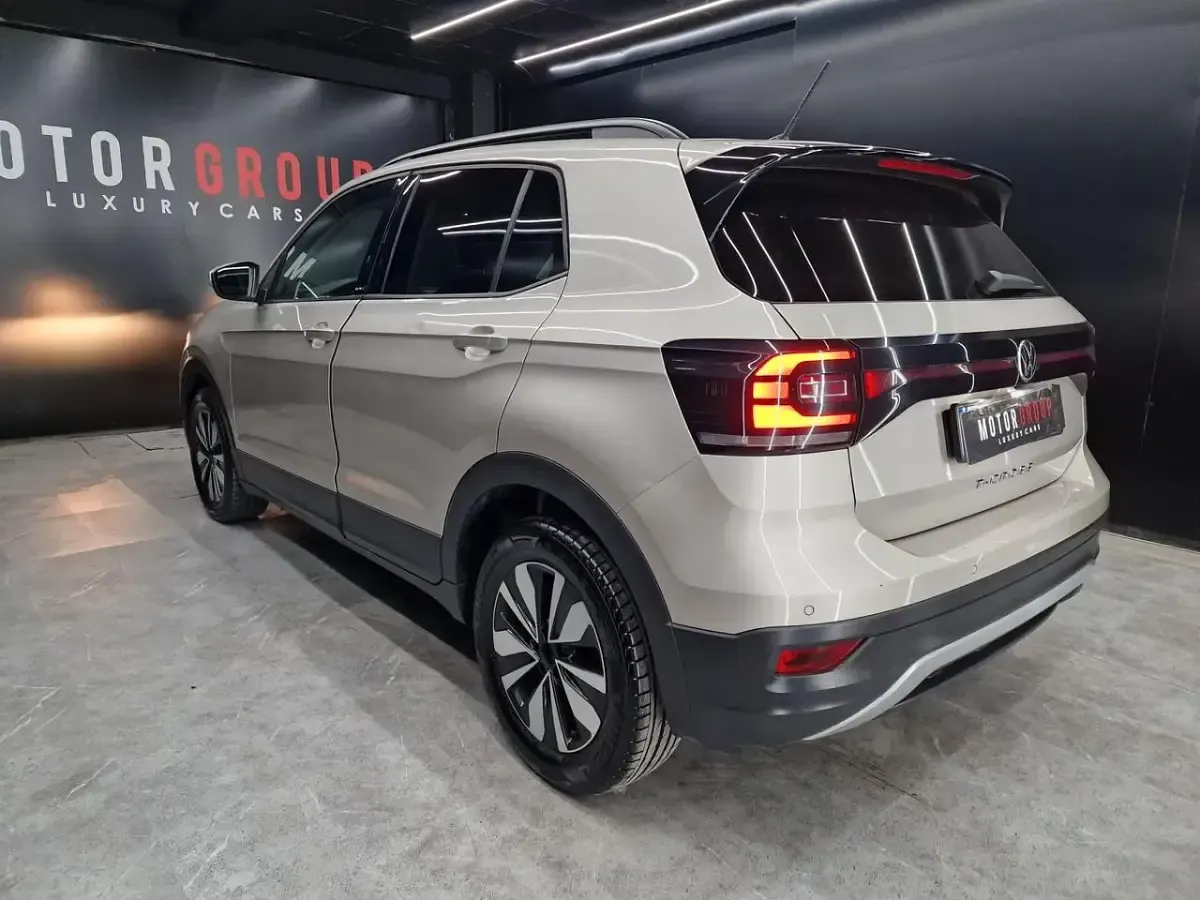 Usata VW T-Cross Advance 110 CV (80 kW) 2023 Argento SUV