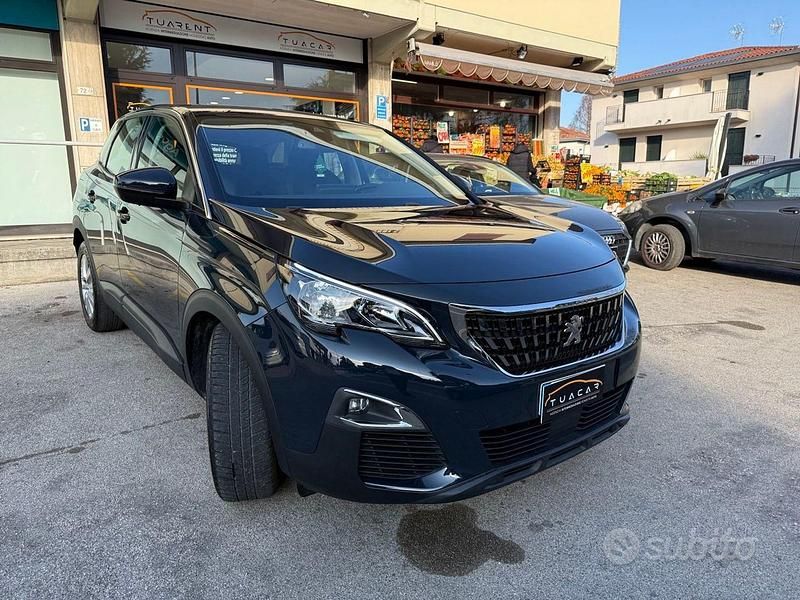 Usata Peugeot 3008 Business-Line 131 CV (96 kW) 2019 Nero SUV