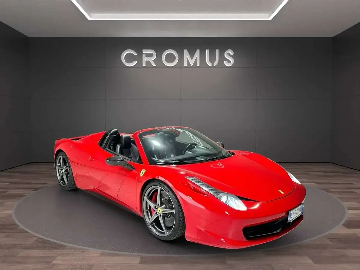 Usata Ferrari 458 570 CV (419 kW) 2012 Rosso Cabrio