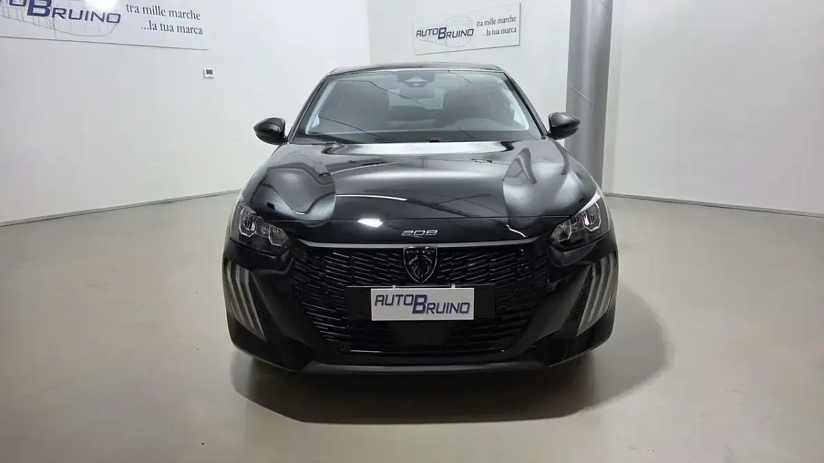 Nuova Peugeot 208 101 CV (74 kW) 2026 Giallo Utilitaria