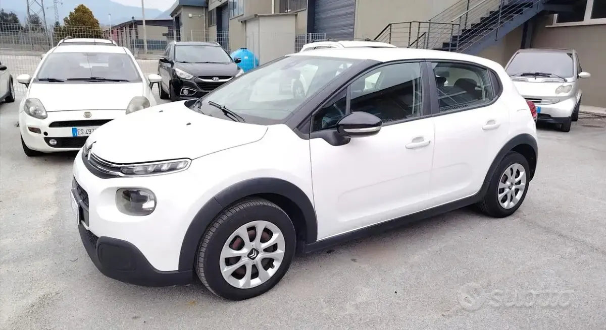 Usata Citroën C3 Shine 102 CV (75 kW) 2019 Bianco Utilitaria