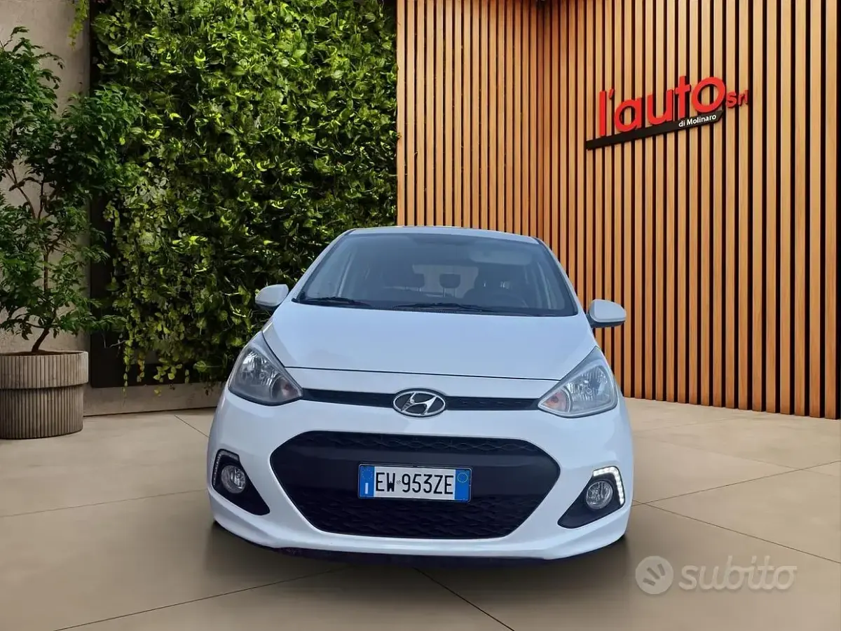 Usata Hyundai i10 Advanced 67 CV (49 kW) 2014 Bianco Utilitaria