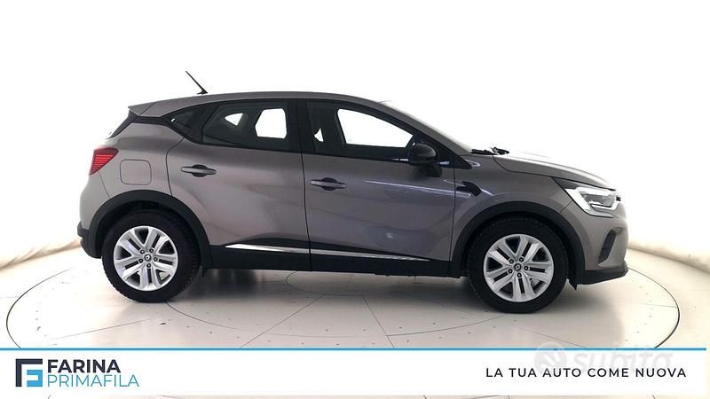 Usata Renault Captur Zen 101 CV (74 kW) 2021 Grigio scuro SUV
