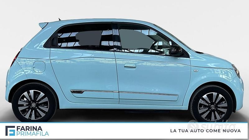 Usata Renault Twingo Techno 60 kW (82 CV) 2022 Azzurro Utilitaria