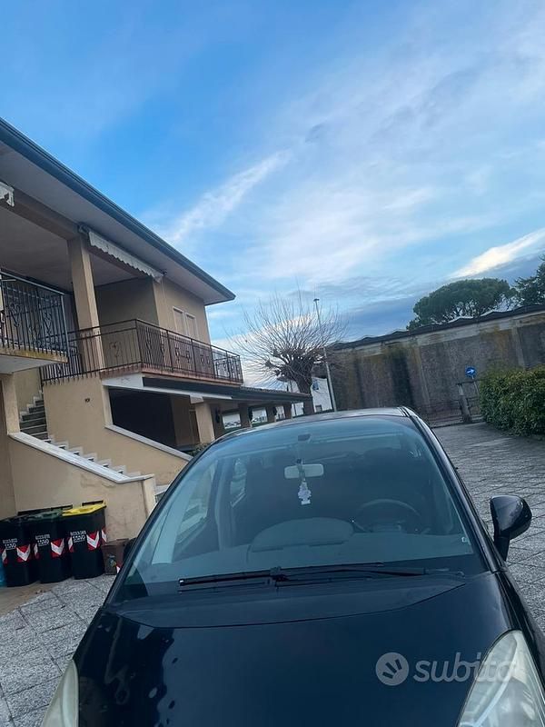 Usata Citroën C4 120 CV (88 kW) 2007 Nero Station wagon