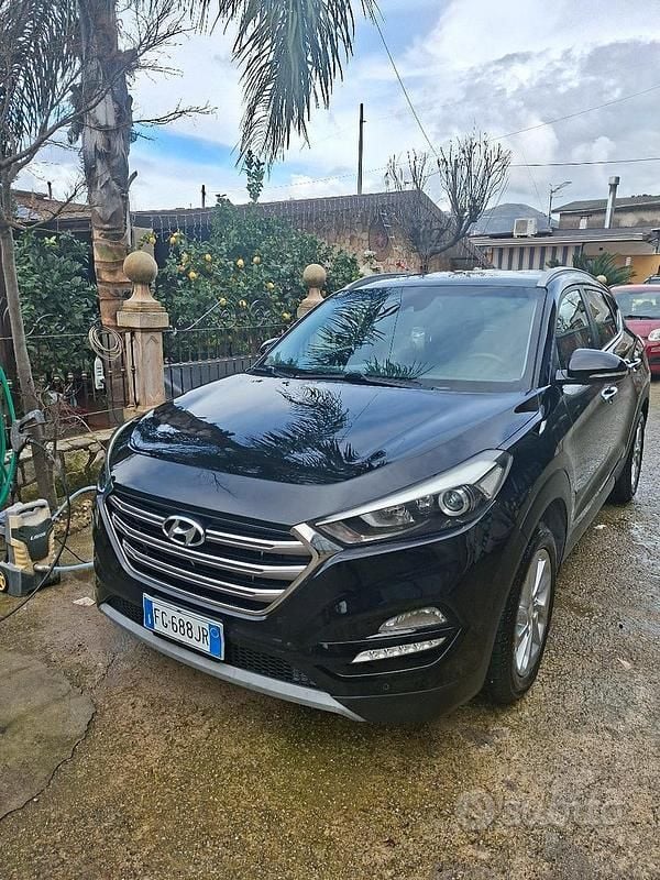 Nero Usata 2016 Hyundai Tucson Xpossible SUV | 14.500 € (Cara) - Immagine 1/4