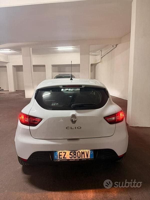 Usata Renault Clio IV 73 CV (53 kW) 2014 Bianco Berlina