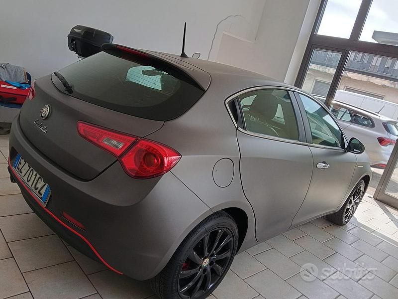 Usata Alfa Romeo Giulietta 105 CV (77 kW) 2015 Grigio Utilitaria
