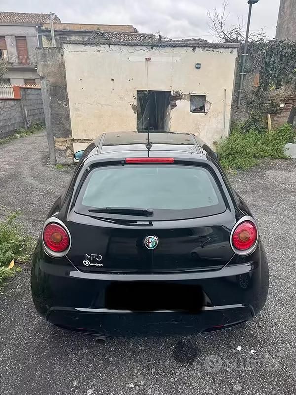 Usata Alfa Romeo MiTo 70 CV (51 kW) 2014 Nero Utilitaria