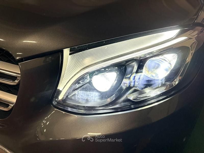 Usata Mercedes GLC220 170 CV (125 kW) 2017 Argento SUV