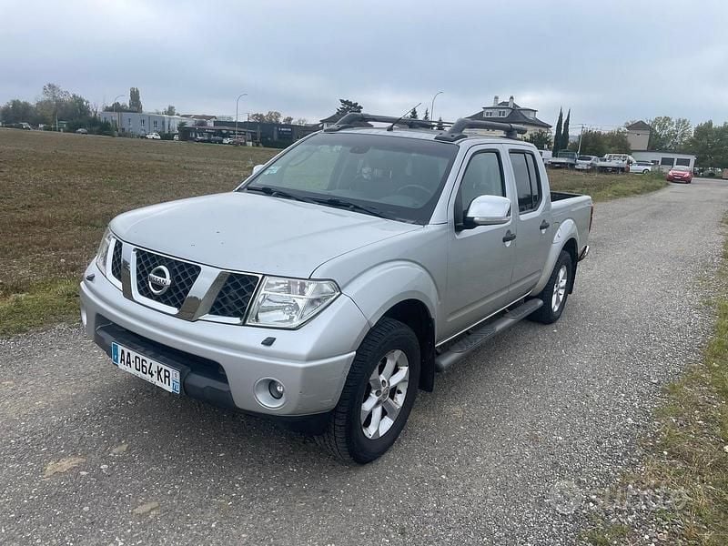 Usata Nissan Navara XE 171 CV (125 kW) 2008 Grigio Pick-up