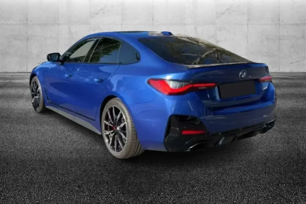 Usata BMW M440 374 CV (275 kW) 2023 Blu/azzurro Berlina