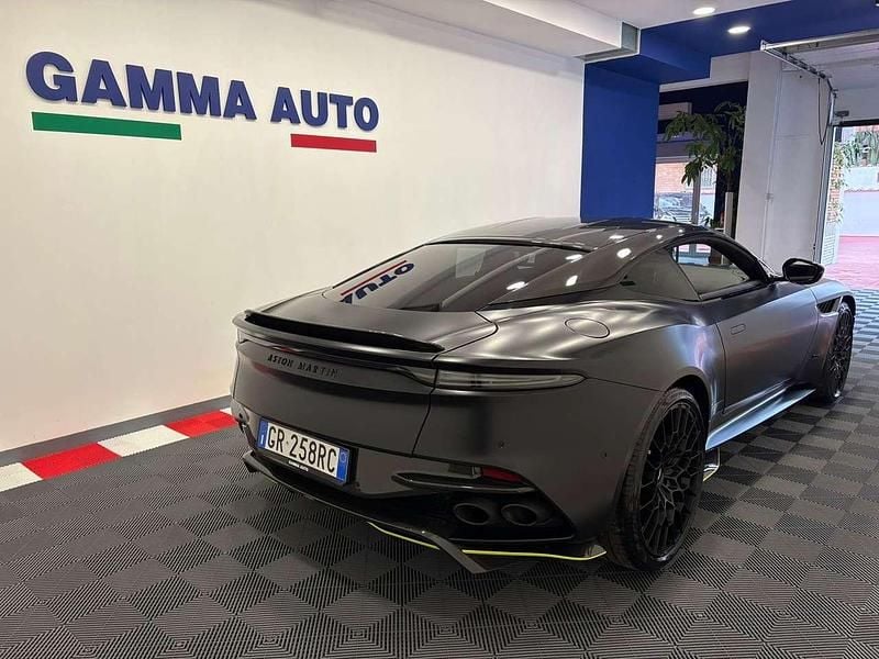 Usata Aston Martin DBS 770 CV (566 kW) 2023 Satin onyx black Coupé