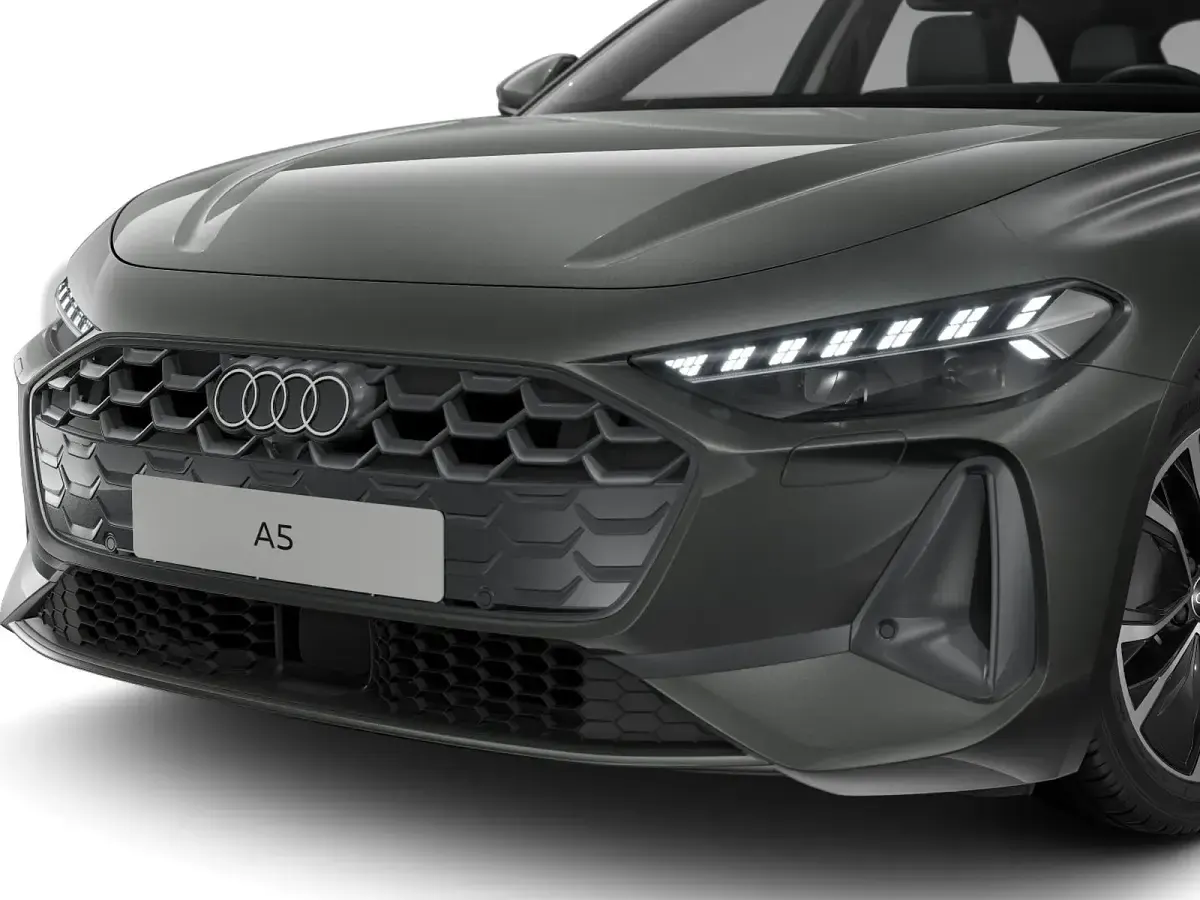 Usata Audi A5 Business 150 CV (110 kW) 2025 Grigio chronos metallizzato Station wagon