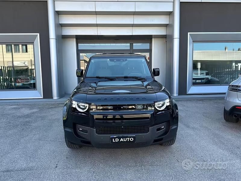 Usata Land Rover Defender SE 250 CV (183 kW) 2021 Nero SUV