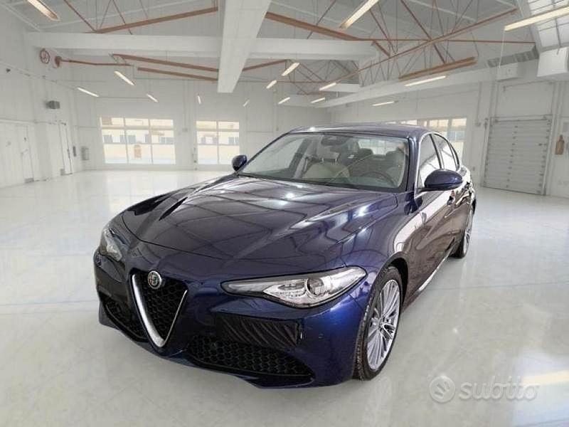 Usata Alfa Romeo Giulia Business 190 CV (139 kW) 2021 Blu Berlina