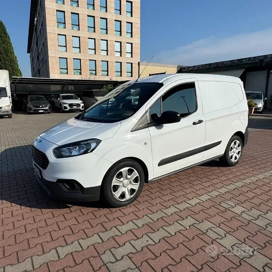 Usata Ford Transit Trend 75 CV (55 kW) 2022 Bianco Berlina