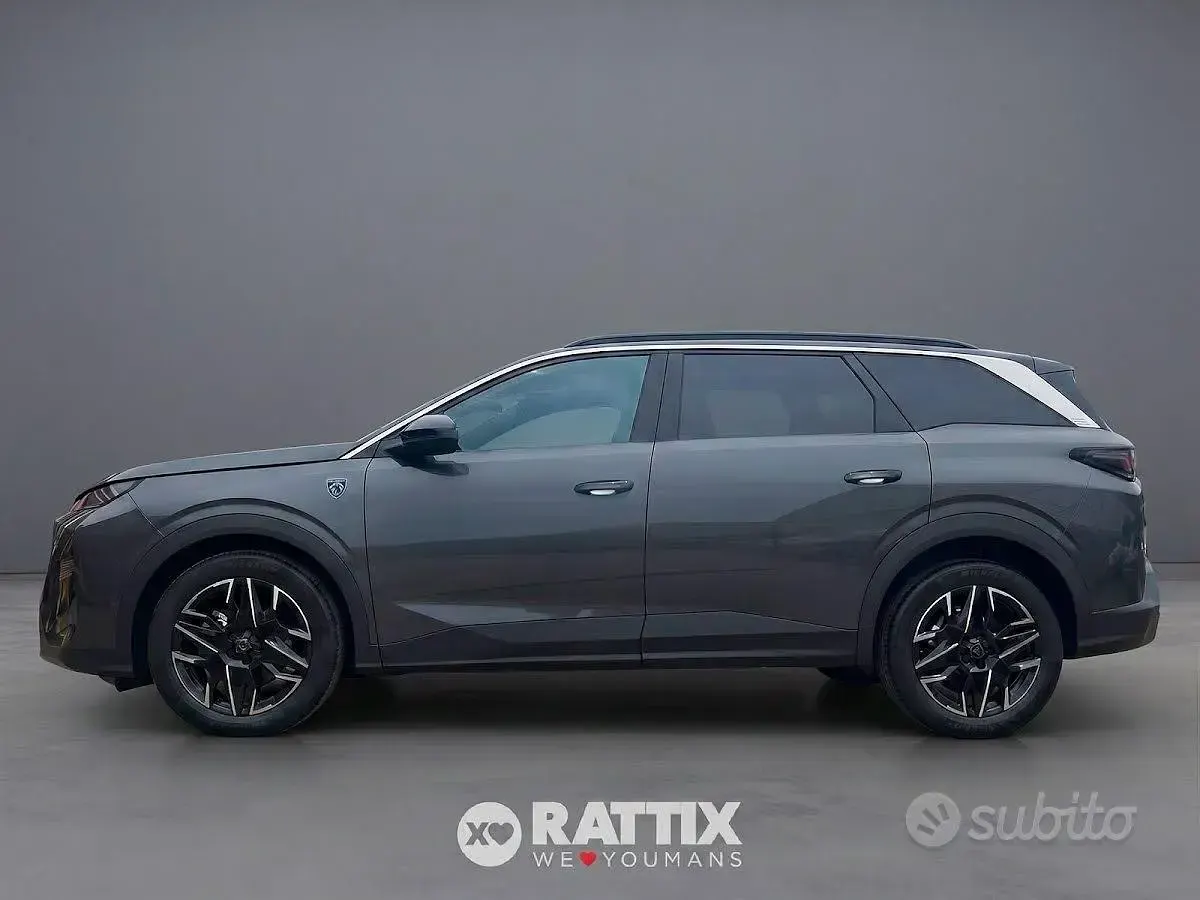 Usata Peugeot 5008 GTi 145 CV (106 kW) 2025 Grigio SUV