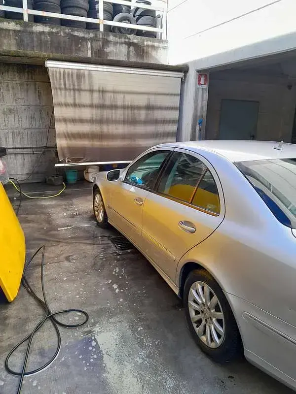 Usata Mercedes E220 Classic 150 CV (110 kW) 2006 Berlina