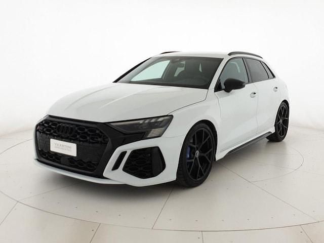 Usata Audi RS3 Sportback Ambiente 400 CV (294 kW) 2022 Bianco ghiaccio metallizzato Utilitaria