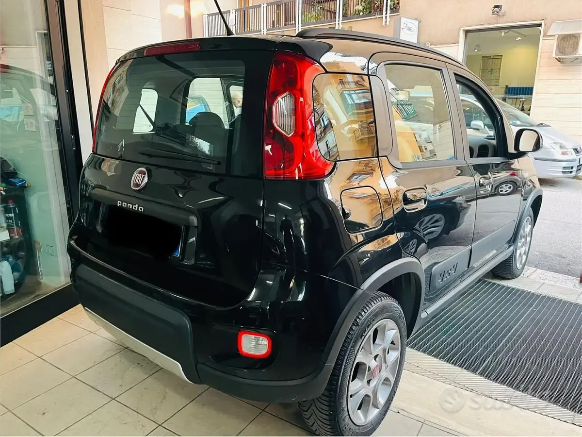 Occasion Fiat Panda 4x4 75 ch (55 kW) 2014 Noir Citadine