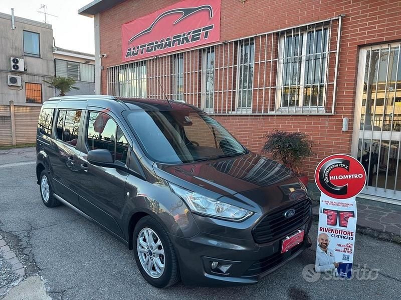 Usata Ford Tourneo Connect Titanium 120 CV (88 kW) 2019 Grigio Monovolume