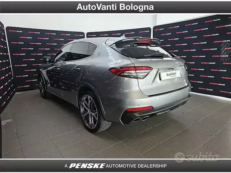 Usata Maserati Levante GT 330 CV (242 kW) 2022 Grigio SUV