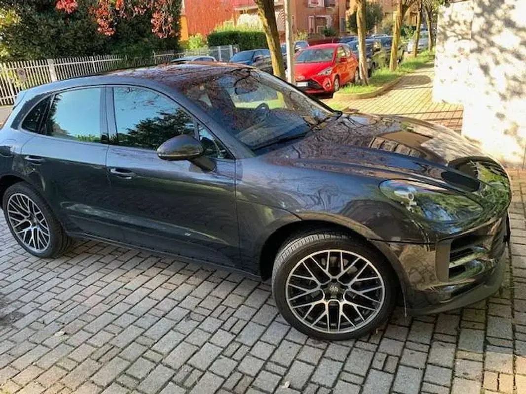 Usata Porsche Macan 245 CV (180 kW) 2019 Grigio SUV
