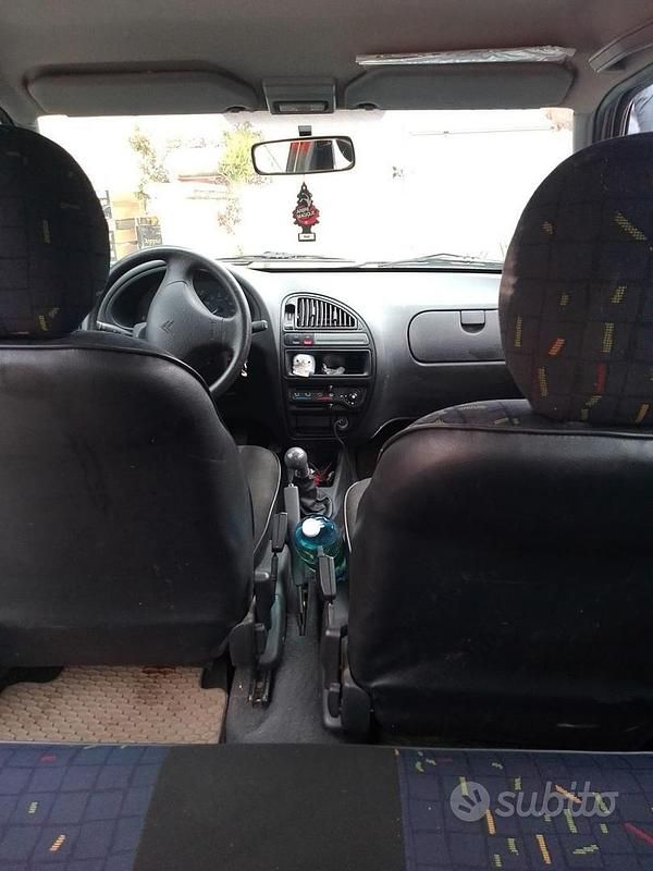 Usata Citroën Saxo 50 CV (36 kW) 2000 Utilitaria