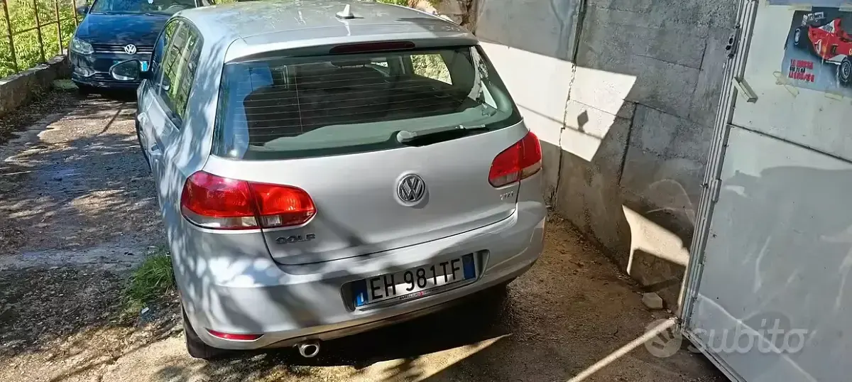 Usata VW Golf VI 105 CV (77 kW) 2011 Utilitaria