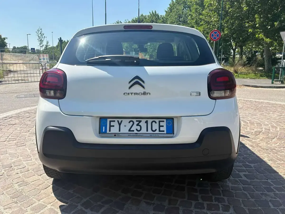 Usata Citroën C3 Feel 83 CV (61 kW) 2019 Bianco Utilitaria